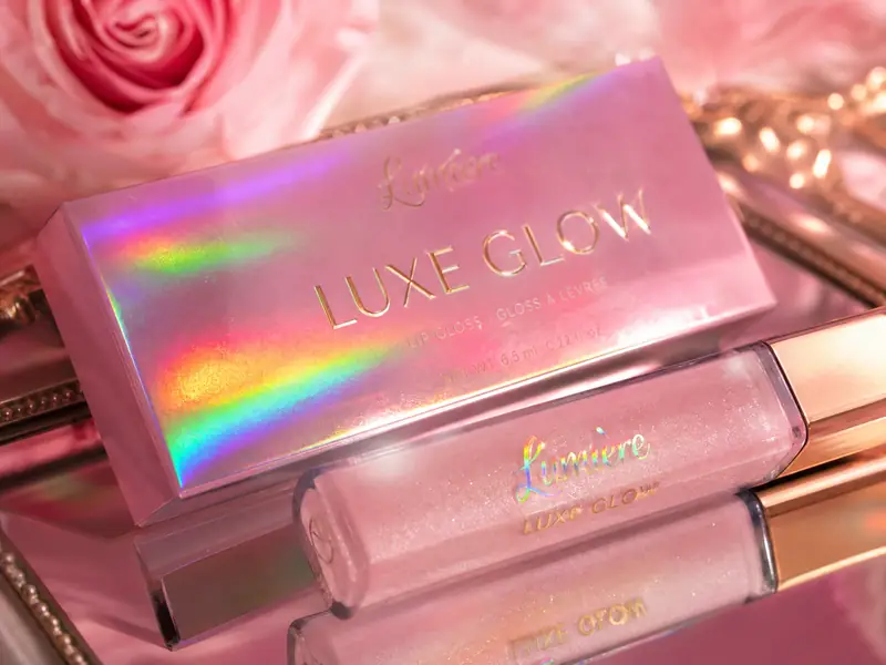 Holographic labels for premium beauty and cosmetics brands